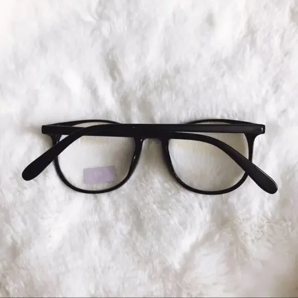 Tori Black Computer Blue Light Glasses - Picture 14 of 14